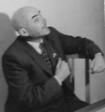 "Orator", a comic photograph of Mikhail Verzhbinsky in the pose of orator