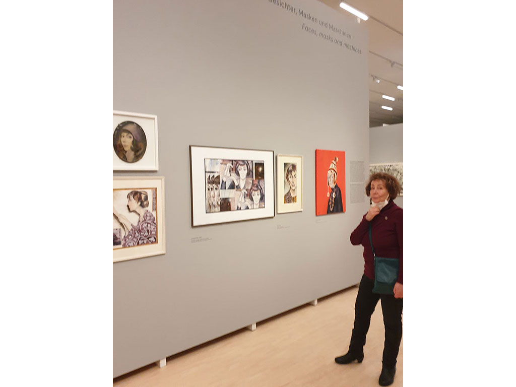 Visiting the exhibition after the three months of lockdowns in March 2021